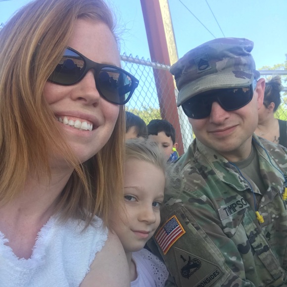 Meet your Posher, Elizabeth - Picture 2 of 16